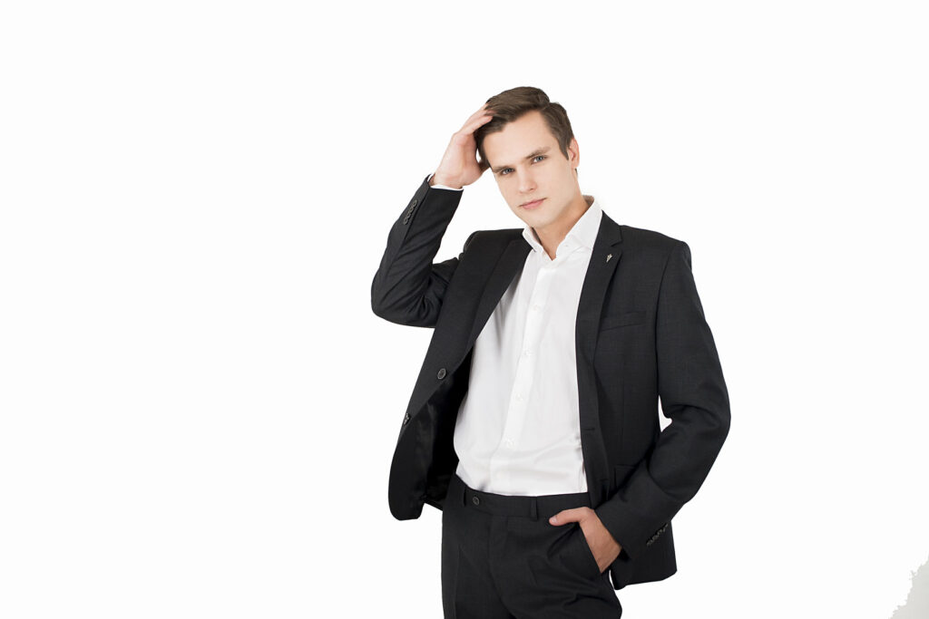 Фото 8 — Элегантный мужской костюм